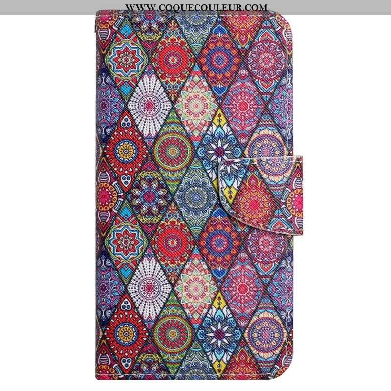 Housse iPhone 15 Joli Patchwork à Lanière